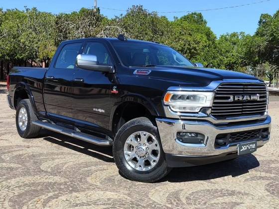 RAM 3500 6.7 I6 TURBO DIESEL LARAMIE CD 4X4 AUTOMÁTICO
